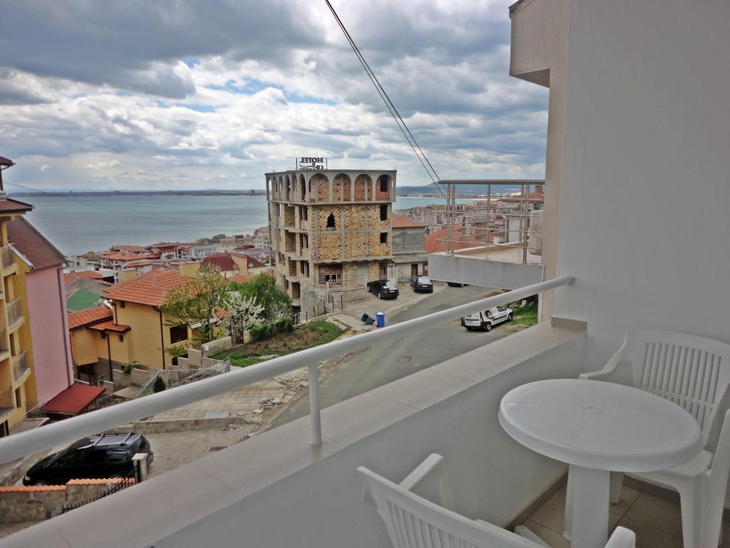 Guest Rooms Casa Luba Sweti Wlas Exterior foto