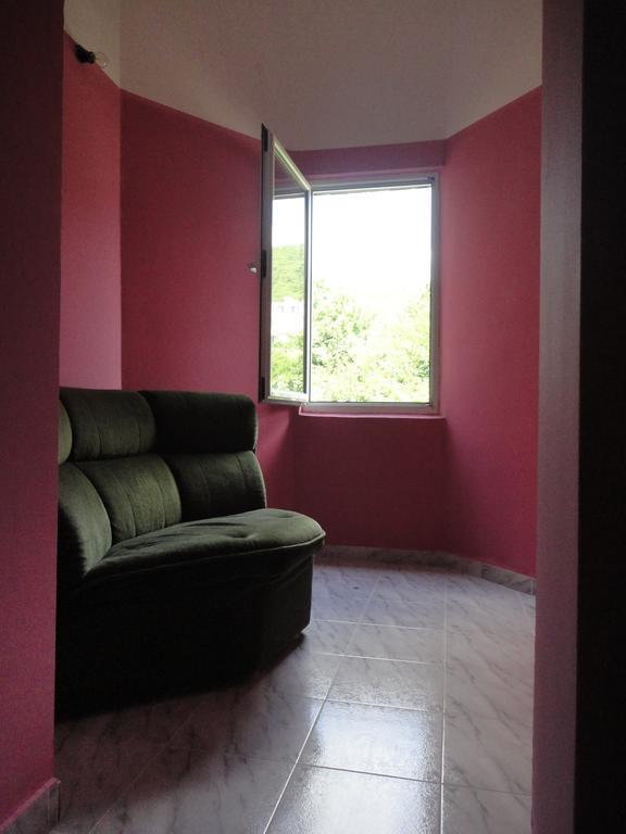 Guest Rooms Casa Luba Sweti Wlas Exterior foto