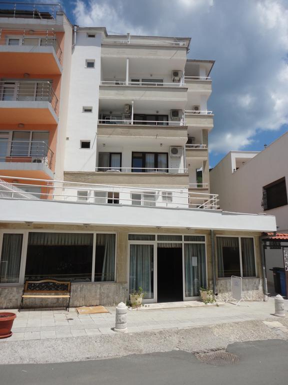 Guest Rooms Casa Luba Sweti Wlas Exterior foto